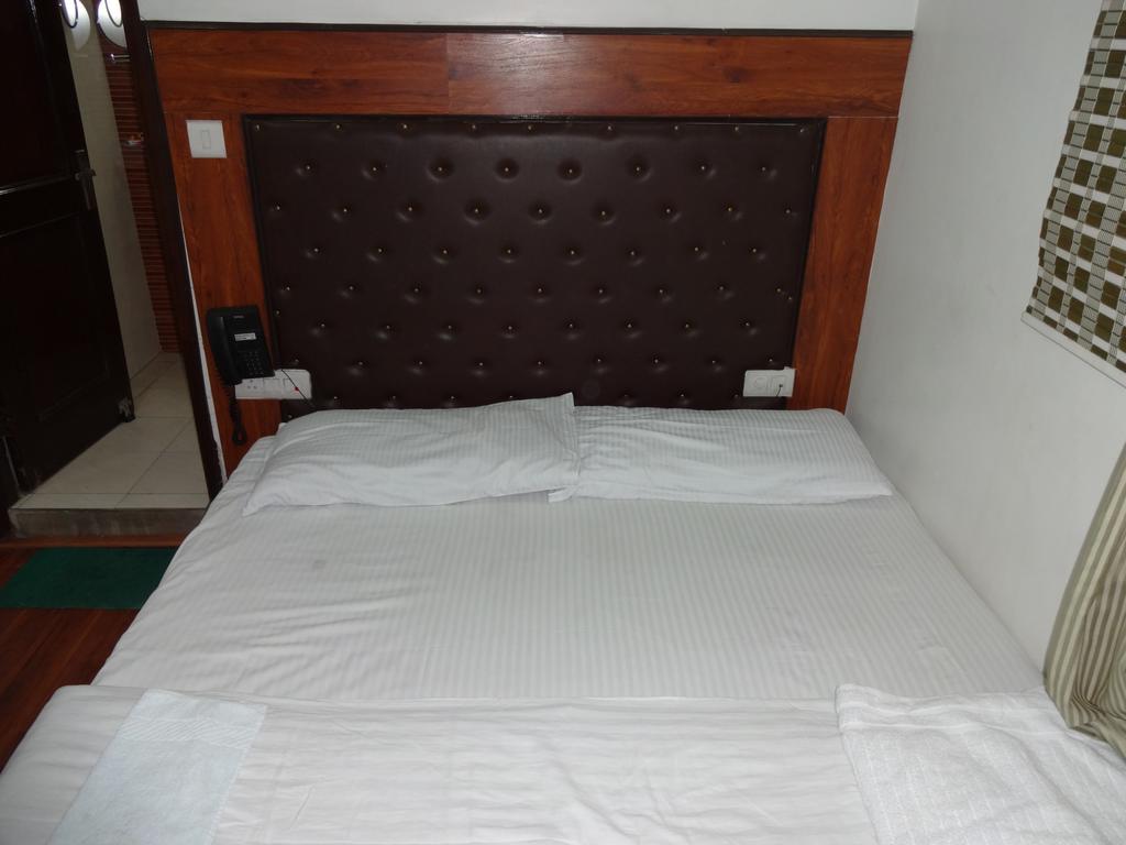 Rams Inn Neu-Delhi Zimmer foto